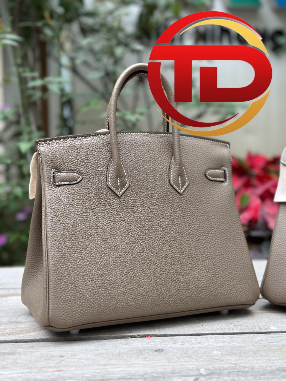 z4198380818565_2ba43b87b9e090361ef239c6a705d8a8