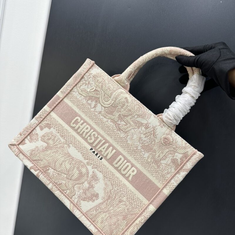 TÚI NỮ DIOR TOTE NGUYÊN BẢN SS2022 MÀU HỒNG