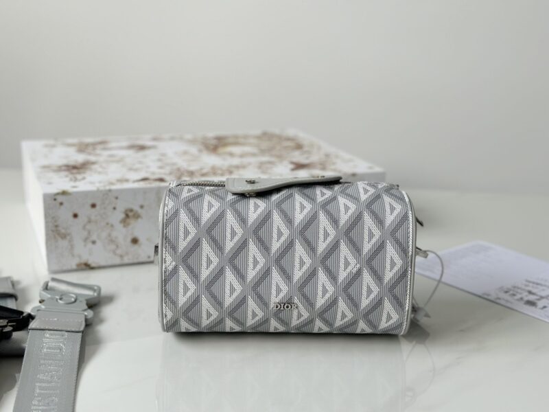 TÚI NAM DIOR LINGOT 22 CD DIAMOND BAG SUPER DÁNG HỘP