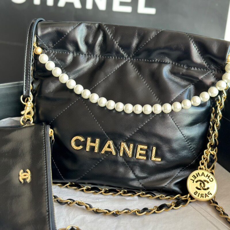 TÚI CHANEL 22 MINI SIZE HANDBAG DA ĐEN SIÊU CẤP