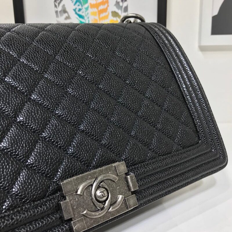 TÚI XÁCH CHANEL SAC BOY BLACK MEDIUM SIZE SIÊU CẤP