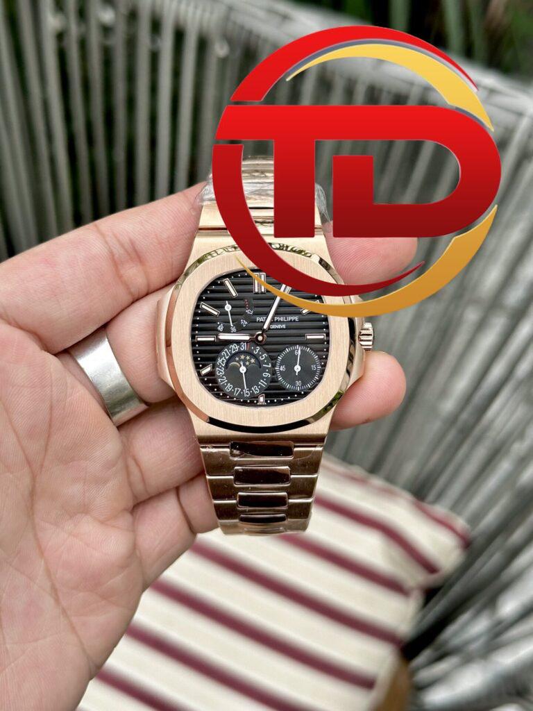 ĐỒNG HỒ PATEK PHILIPPE NAUTILUS 5712/1R MẶT SỐ ĐEN REP 11 GR FACTORY