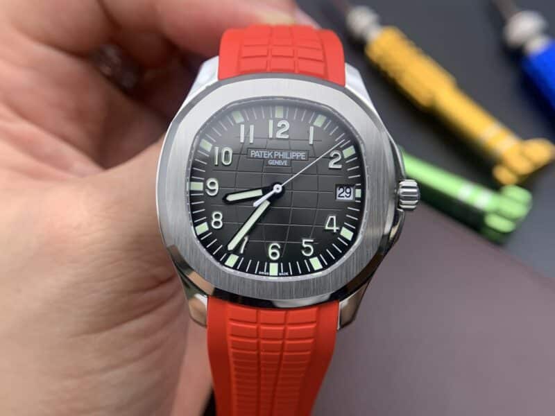 ĐỒNG HỒ PATEK PHILIPPE AQUANAUT 5167A DÂY CAO SU ĐỎ REP 1:1 3K FACTORY
