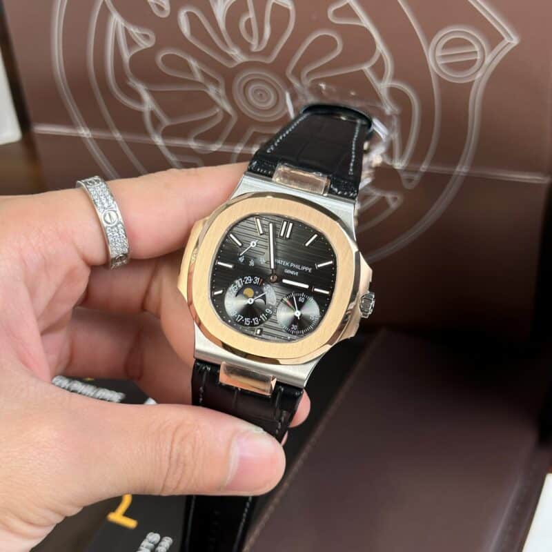 ĐỒNG HỒ PATEK PHILIPPE NAUTILUS 5712R MẶT XÁM DÂY DA ĐEN REP 1:1 GR FACTORY