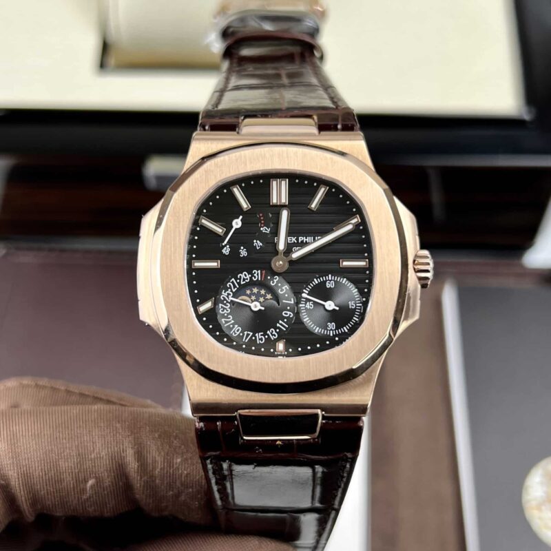 ĐỒNG HỒ PATEK PHILIPPE NAUTILUS 5712R MẶT SỐ ĐEN REPLICA 1:1 GR FACTORY 40MM