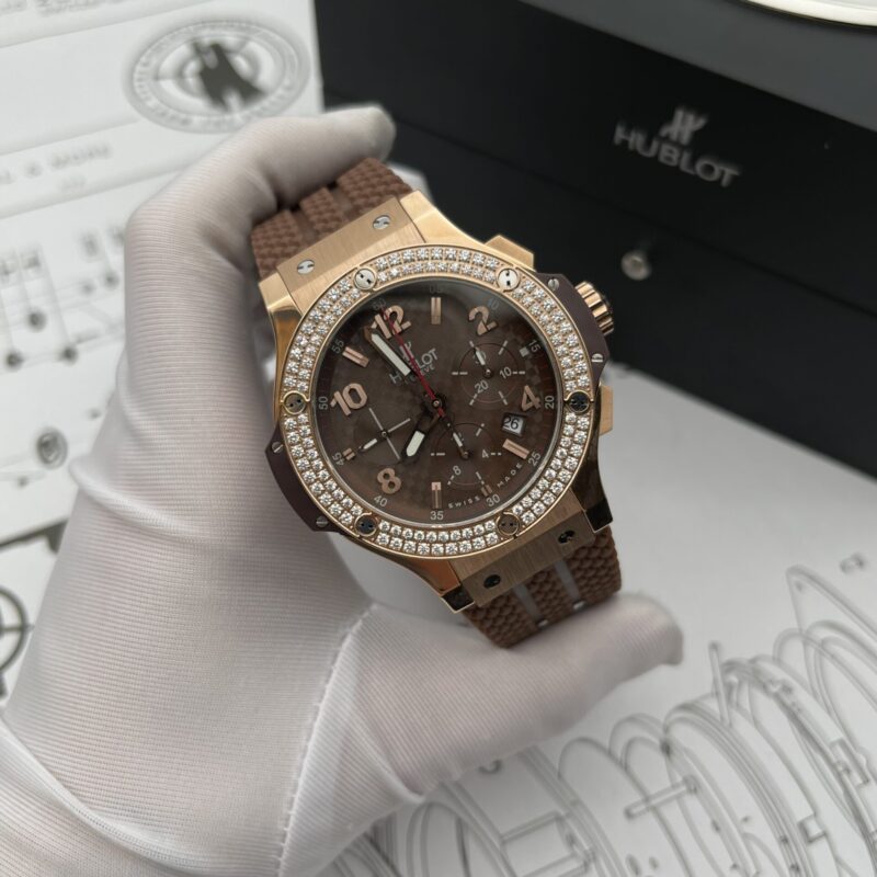 ĐỒNG HỒ HUBLOT BIG BANG CAPPUCCINO MÀU NÂU VIỀN ĐÁ 2 HÀNG FAKE 1:1