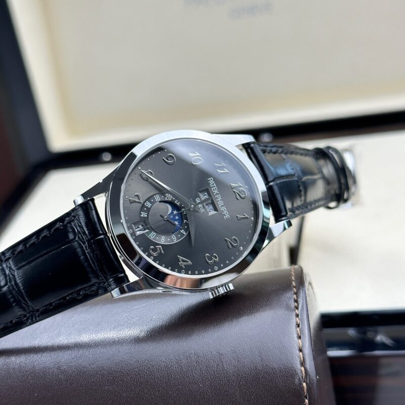ĐỒNG HỒ PATEK PHILIPPE COMPLICATIONS 5396G MẶT SỐ XÁM REP 1:1 CAO CẤP