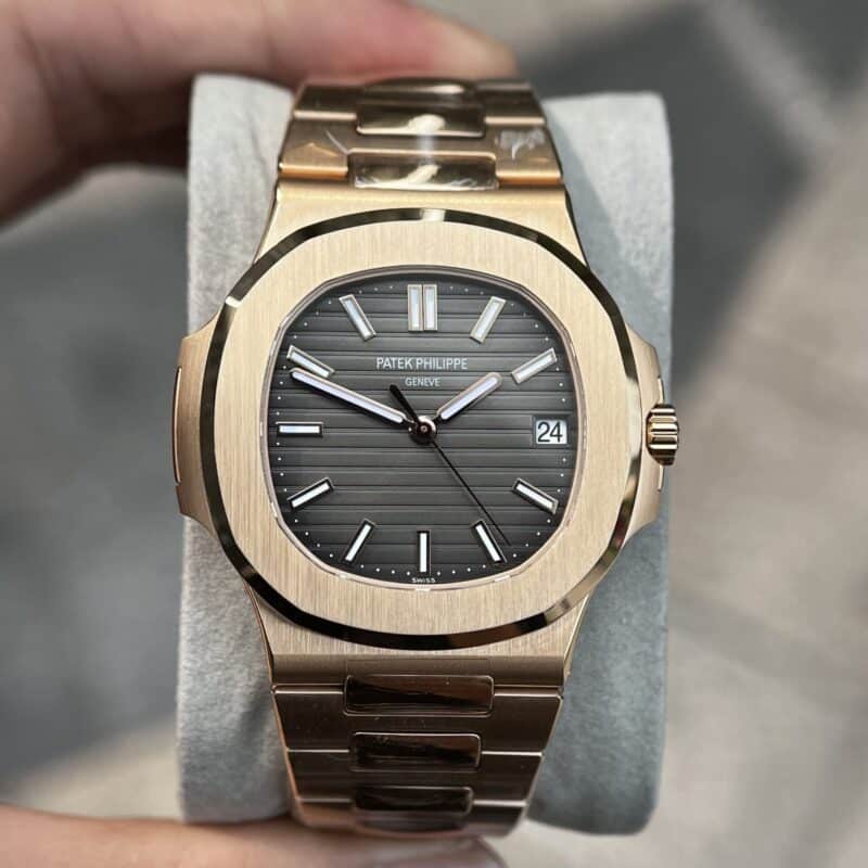 ĐỒNG HỒ PATEK PHILIPPE NAUTILUS 5711/1R MẶT SỐ ĐEN REPLICA 1:1 NHÀ MÁY 3K