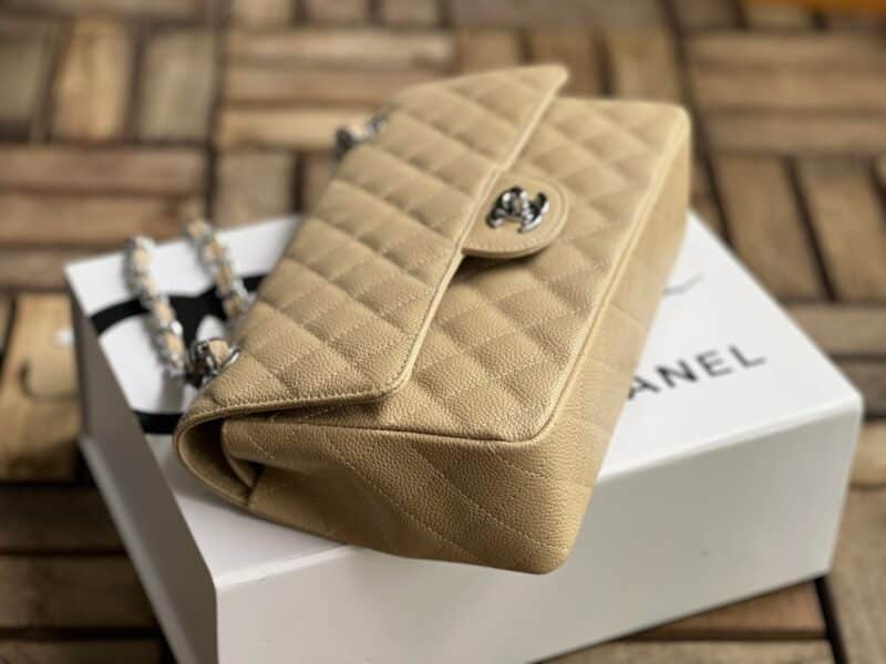 TÚI CHANEL CLASSIC FLAP BAG MEDIUM SLIVER NGUYÊN BẢN DA CAVIAR MÀU NÂU