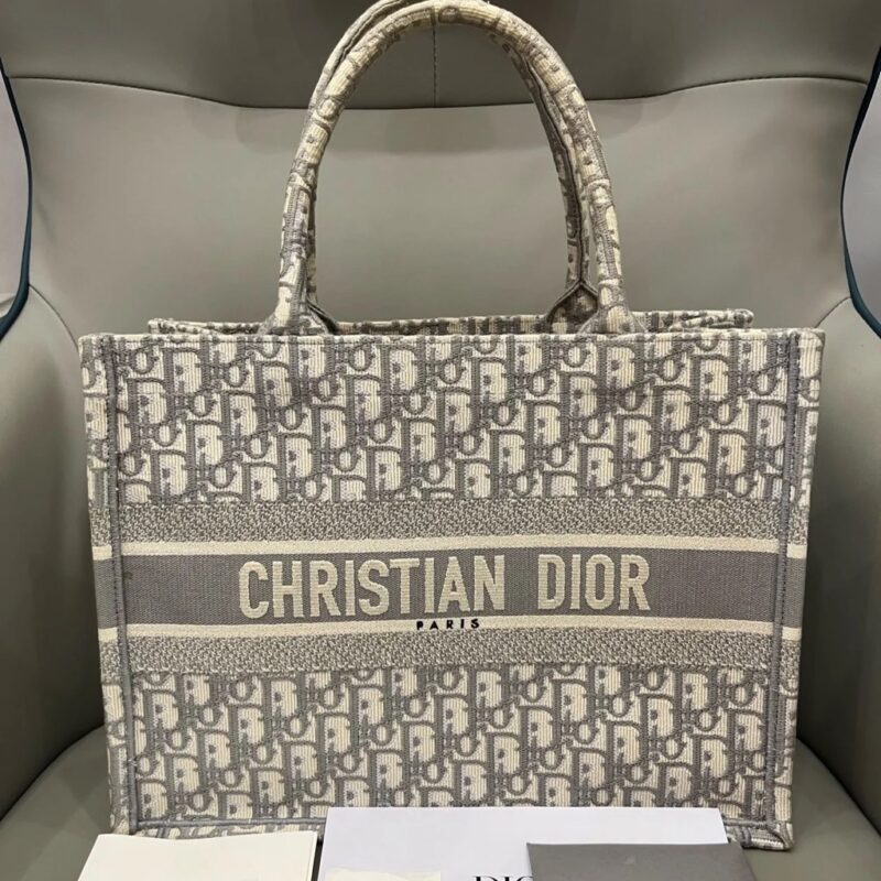 TÚI XÁCH MEDIUM DIOR BOOK TOTE NGUYÊN BẢN