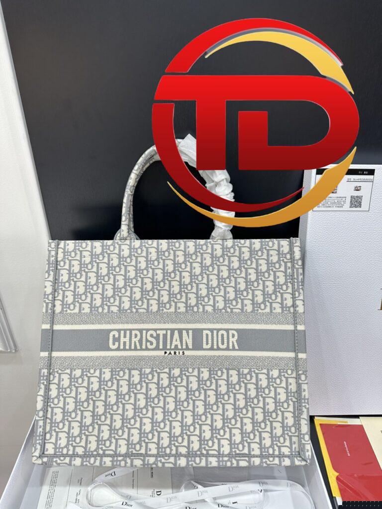 TÚI XÁCH DIOR LARGE BOOK TOTE NGUYÊN BẢN