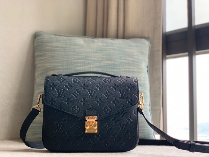 TÚI XÁCH LV LOUIS VUITTON POCHETTE METIS SIÊU CẤP MÀU ĐEN