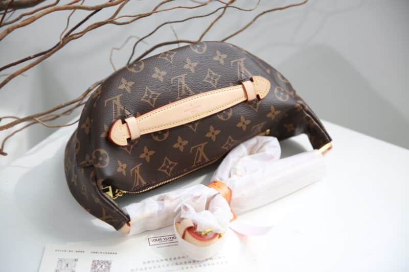TÚI BAO TỬ LV LOUIS VUITTON MONOGRAM CANVAS BUMBAG SUPER