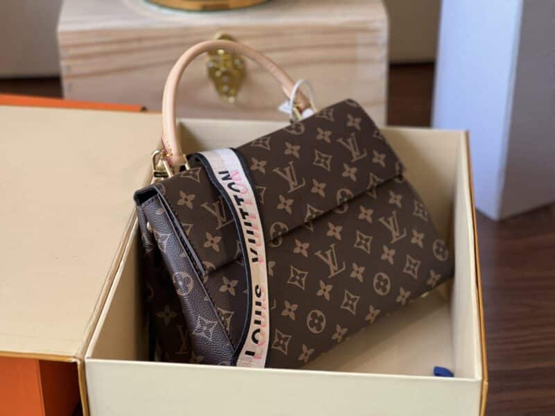TÚI LV LOUIS VUITTON CLUNY BB MONOGRAM SUPER