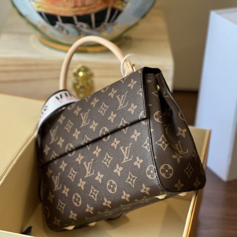 TÚI LV LOUIS VUITTON CLUNY BB MONOGRAM SUPER