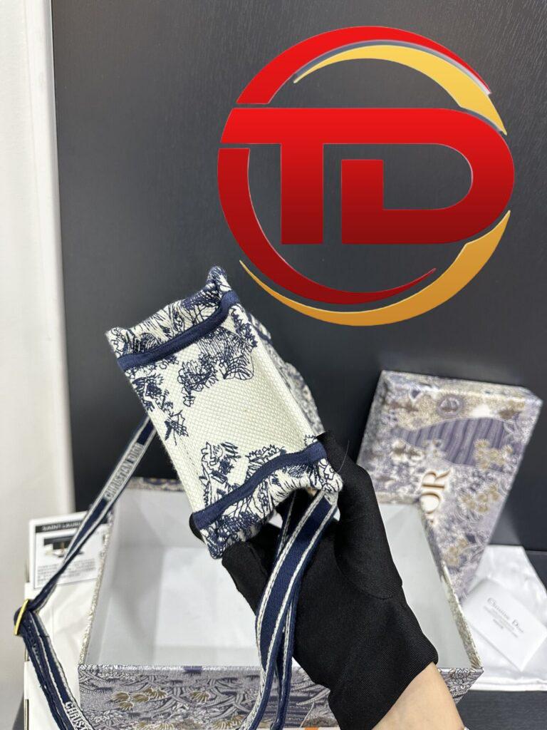 TÚI ĐEO CHÉO MINI DIOR BOOK TOTE PHONE BAG NGUYÊN BẢN
