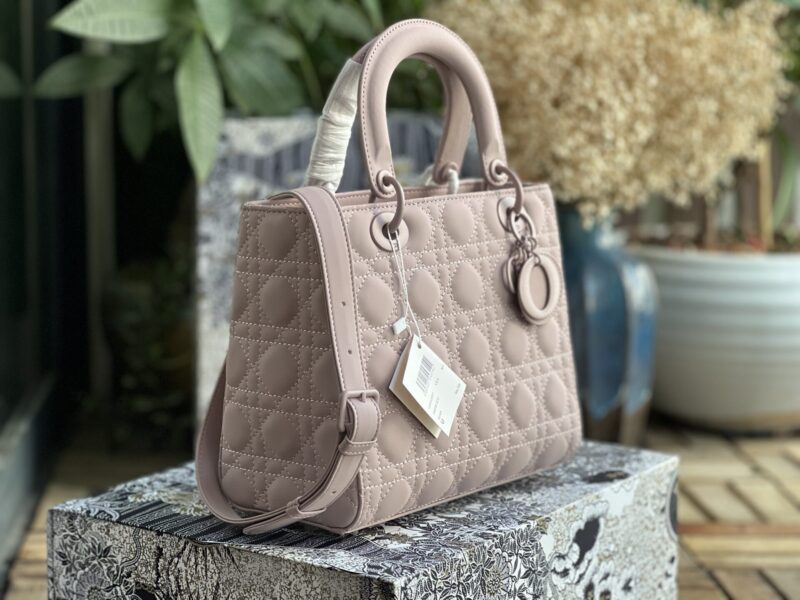 TÚI XÁCH DIOR LADY NGUYÊN BẢN MEDIUM SIZE 24 TAG LÌ