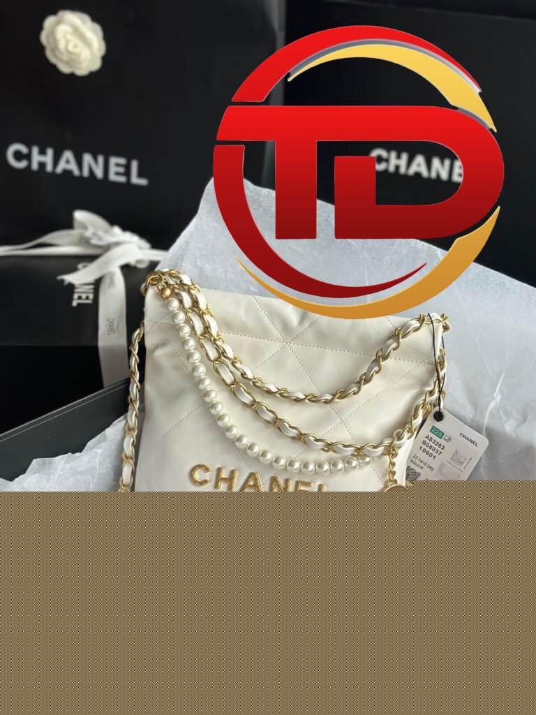 TÚI CHANEL 22 MINI SIZE HANDBAG DA TRẮNG SIÊU CẤP