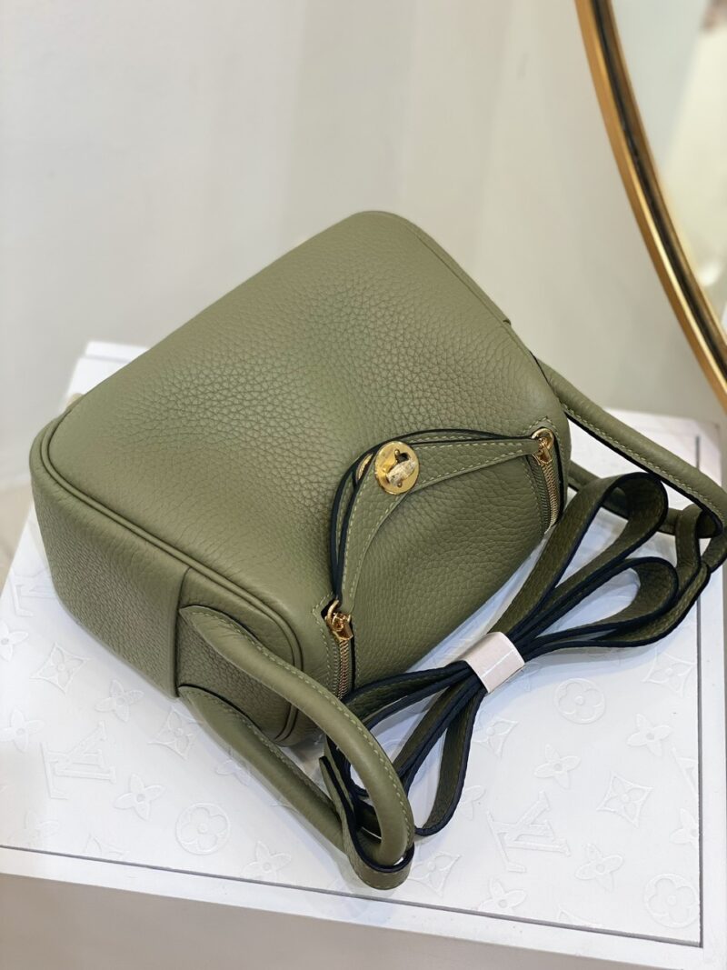 TÚI XÁCH HERMES LINDY MINI KHÂU TAY SIÊU CẤP DA BÊ MÀU XANH RÊU