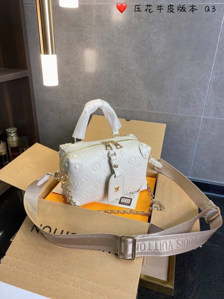 TÚI LOUIS VUITTON PETITE MALLE SOUPLE MONOGRAM EMPREINTE ĐEN SUPER