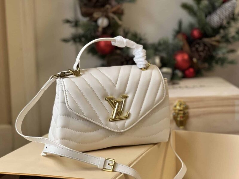 TÚI LV LOUIS VUITTON HOLD ME H24 SUPER