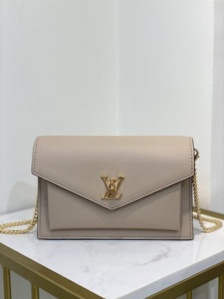 TÚI LOUIS VUITTON MYLOCKME CHAIN POCHETTE SIÊU CẤP MÀU NÂU