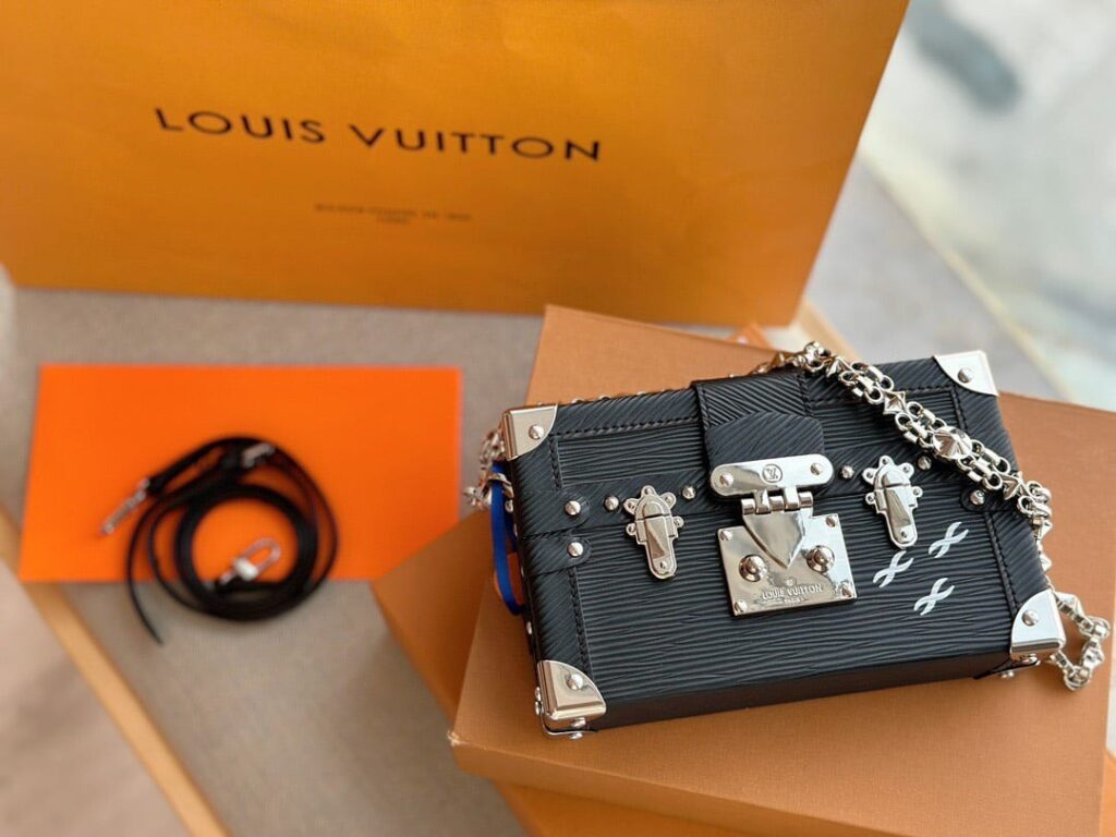 TÚI CỐP LOUIS VUITTON LV PETITE MALLE SUPER