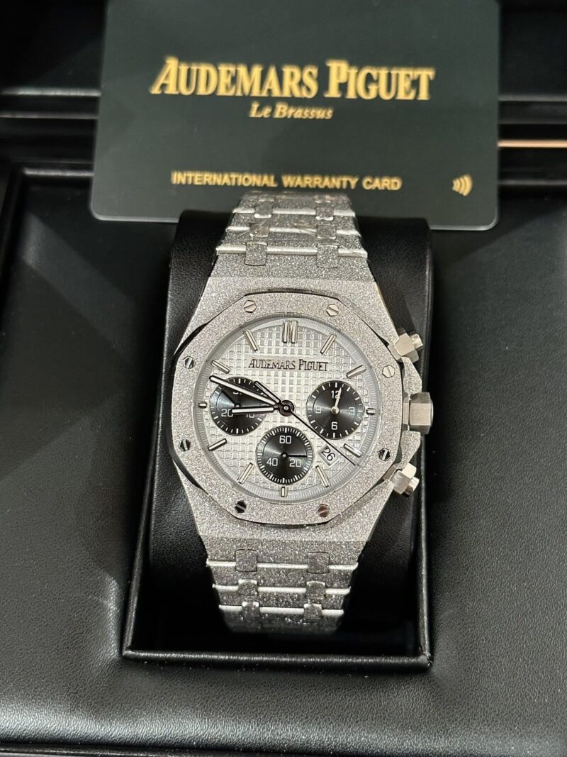 AUDEMARS PIGUET ROYAL OAK FROSTED WHITE GOLD WHITE DIAL CHRONOGRAPH REPLICA 41MM