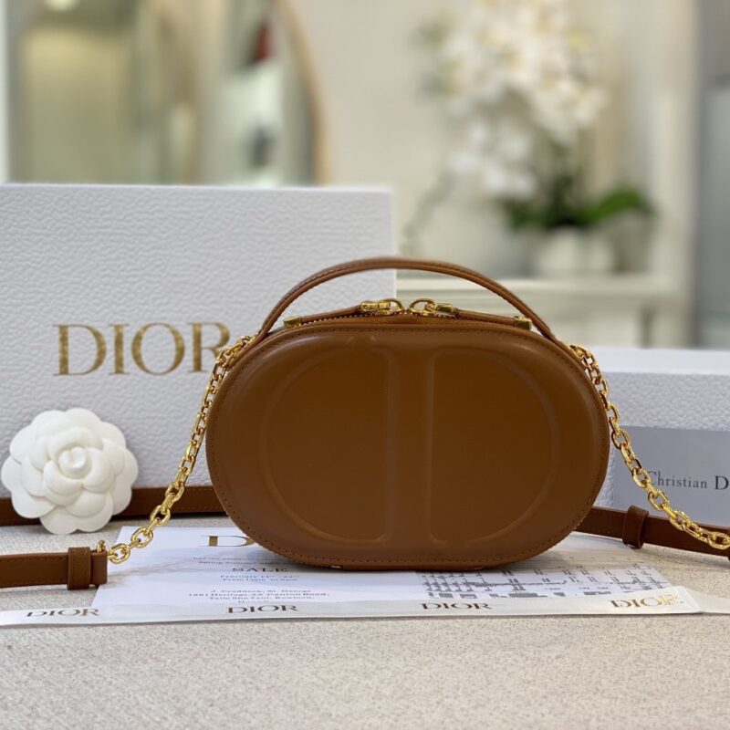 TÚI XÁCH DIOR CD SIGNATURE OVAL CAMERA BAG GOLDEN CALFSKIN SIÊU CẤP