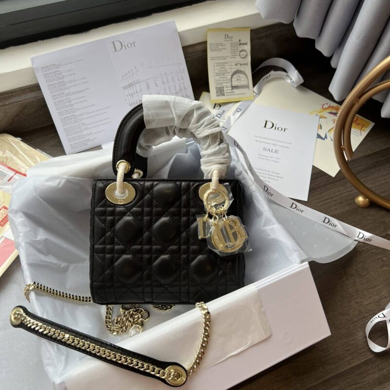 TÚI LADY DIOR MINI SIZE SIÊU CẤP MÀU ĐEN KHÓA VÀNG SIÊU CẤP