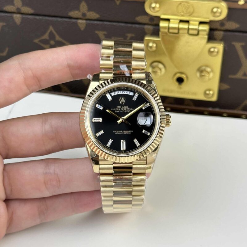 ĐỒNG HỒ ROLEX DAY-DATE MẶT NÂU CHOCOLATE CỌC SỐ ĐÁ TINH CHỈNH CÂN NẶNG 185G