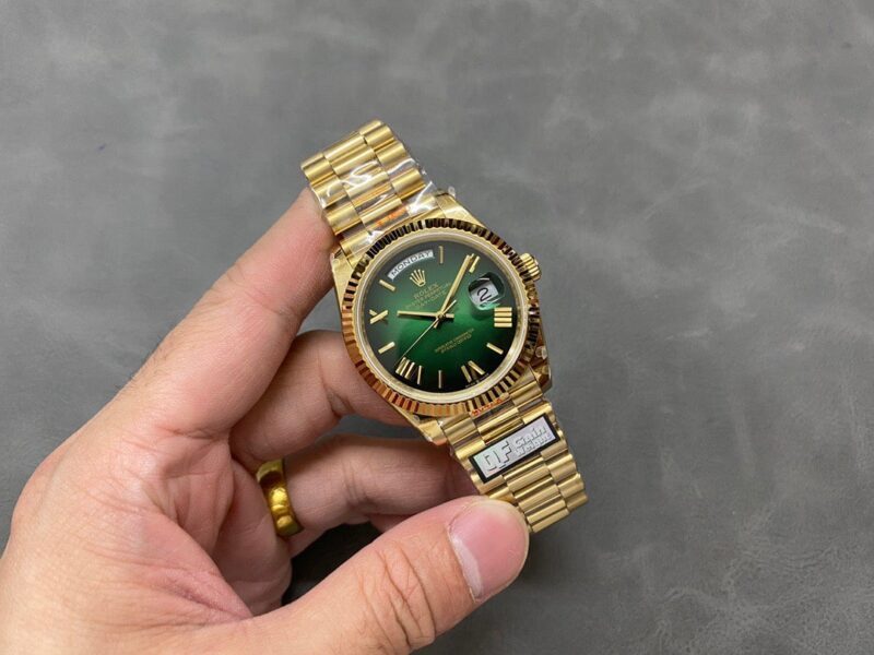 ROLEX DAY-DATE 40 228238-0069 YELLOW GOLD GREEN OMBRÉ