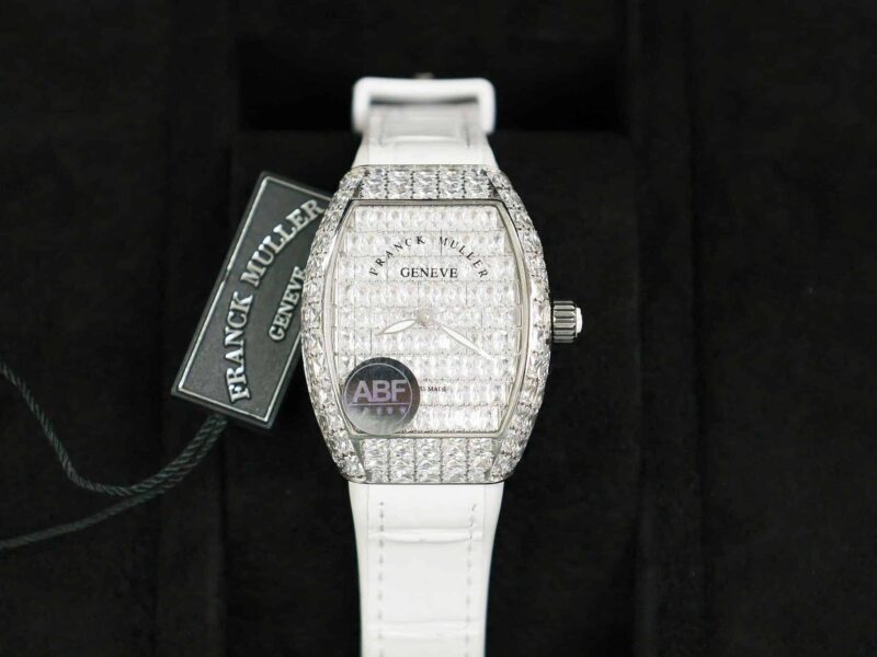ĐỒNG HỒ NỮ FRANCK MULLER V32 FULL ĐÁ CZ BAGUETTE MÁY THỤY SĨ MÀU TRẮNG ABF 36MM